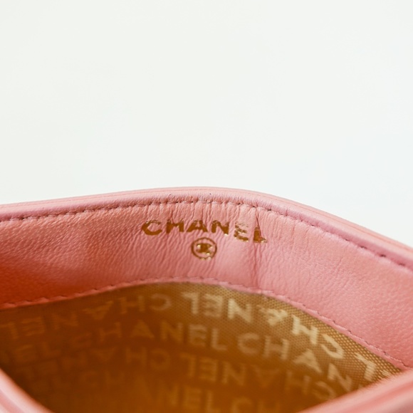 CHANEL ICON LINE CARDHOLDER - Picture 7 of 8